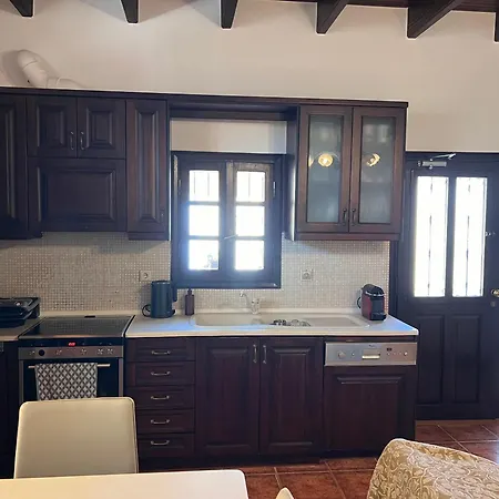 Tzortzinas Chania (Crete)