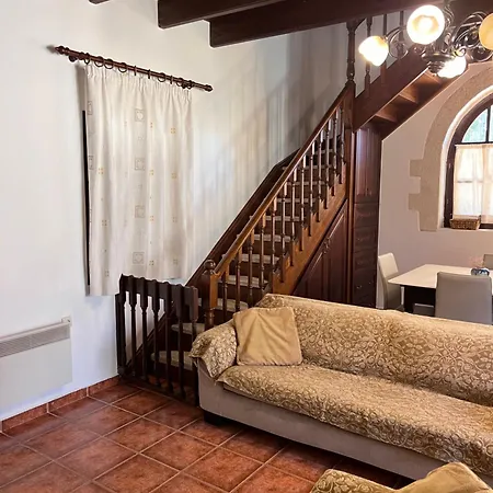 Tzortzinas * La Canea