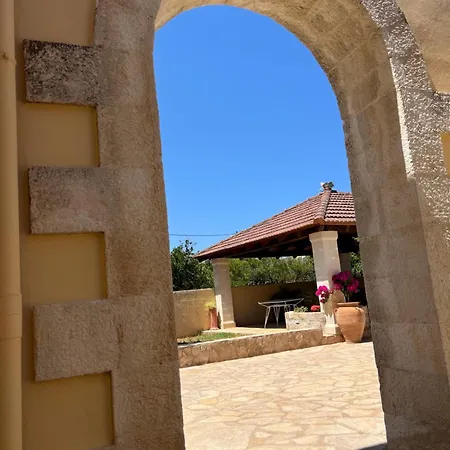 Tzortzinas * La Canea