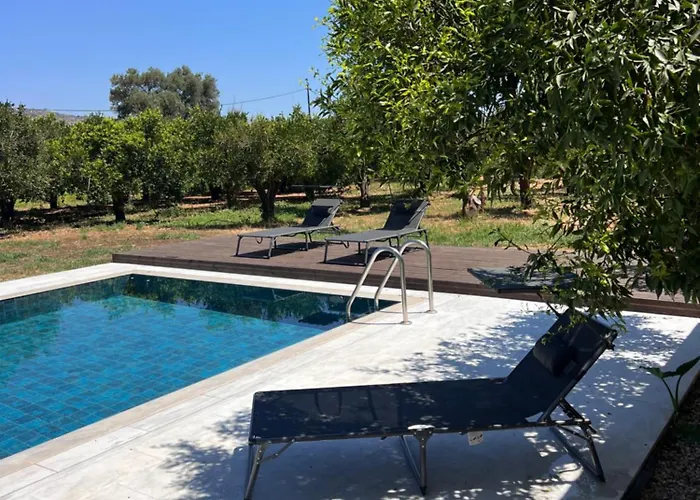 Holiday home Tzortzinas